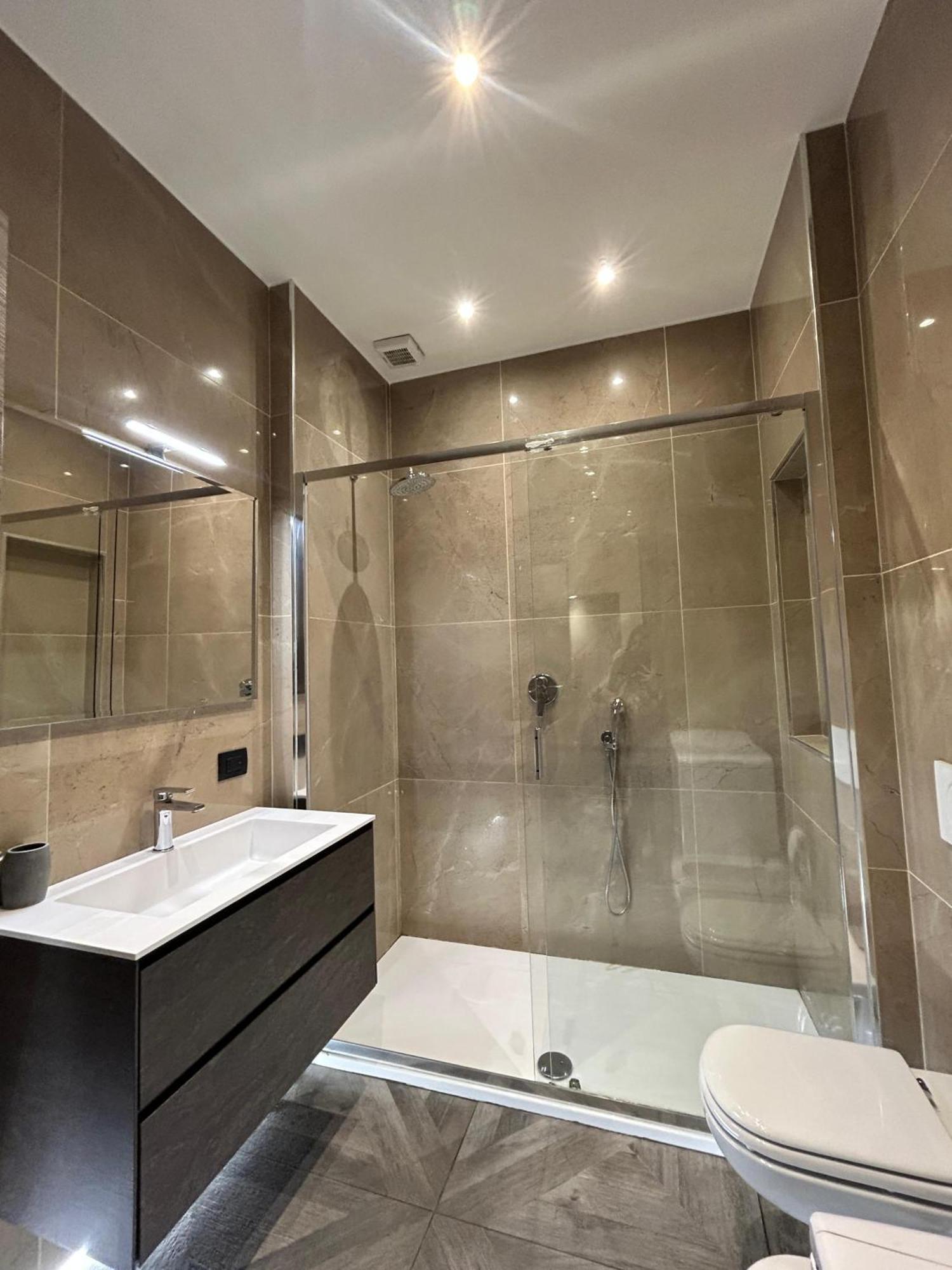 Davinci Apartament Near Duomo Milaan Buitenkant foto