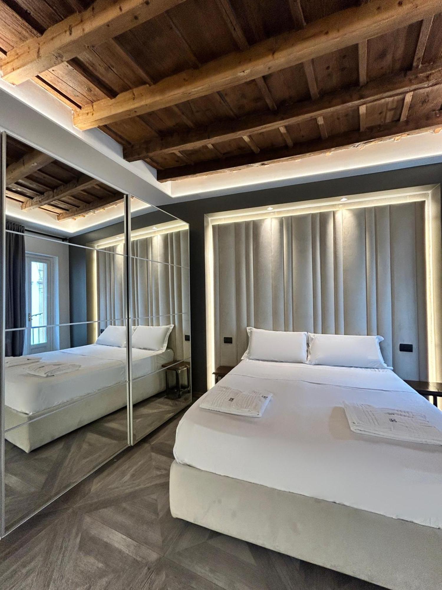 Davinci Apartament Near Duomo Milaan Buitenkant foto