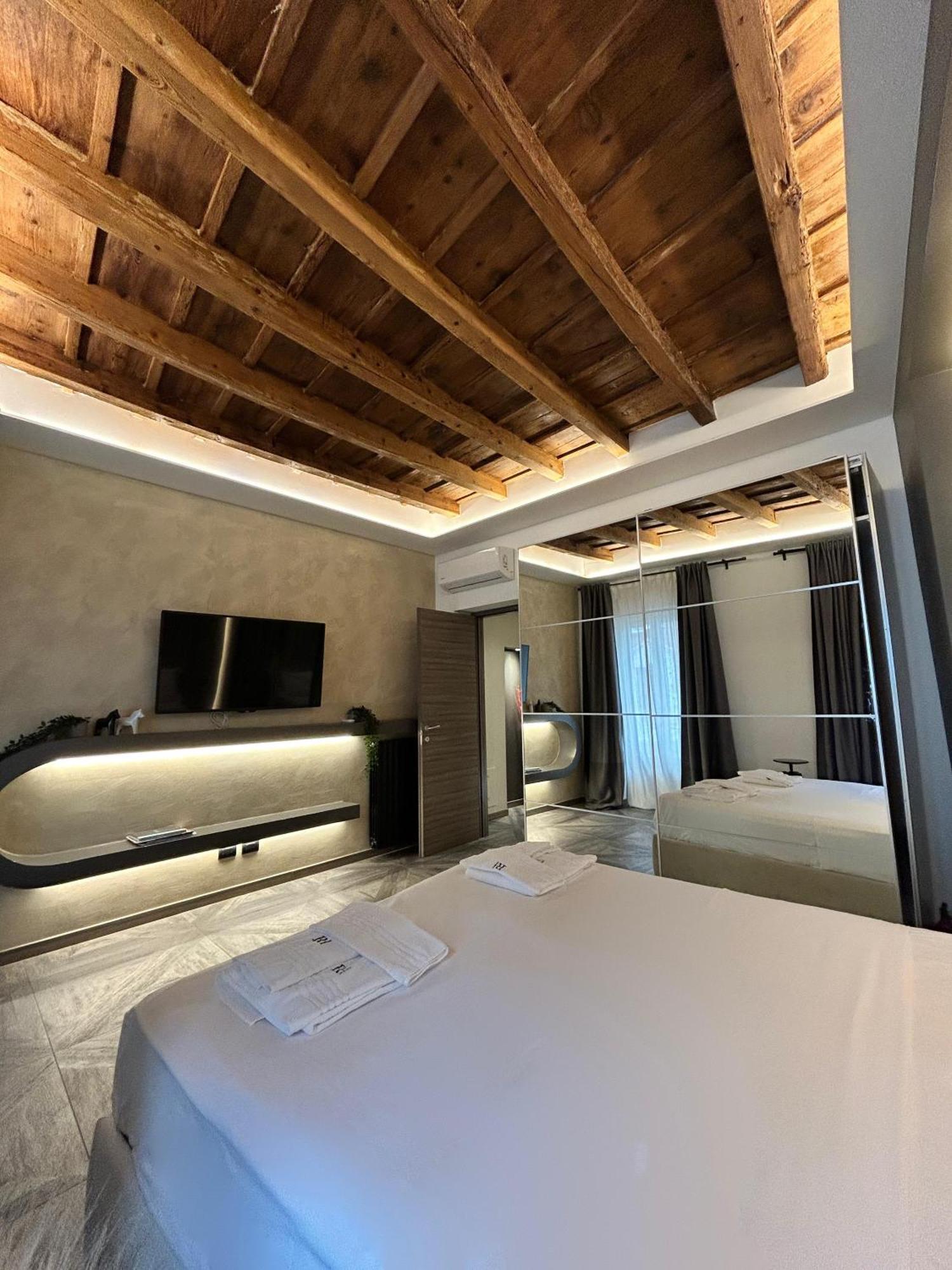 Davinci Apartament Near Duomo Appartement Milaan Buitenkant foto